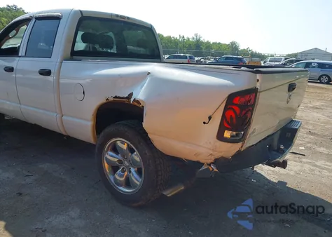 2005 Dodge Ram 1500 Slt/Laramie z USA, uszkodzony, nr VIN 1D7HA18DX5S355434